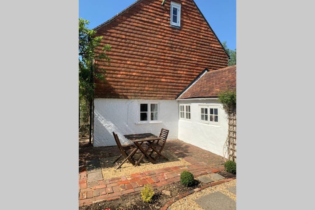 Rose Cottage Rowland's Castle Bagian luar foto