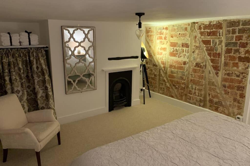 Rose Cottage Rowland's Castle Bagian luar foto